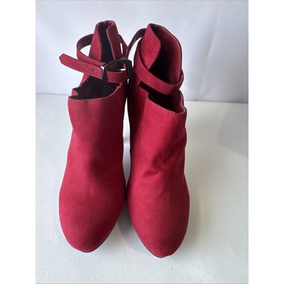 DIBA Women’s Red Suede Ankle Booties Size 8M - Picture 4 of 13